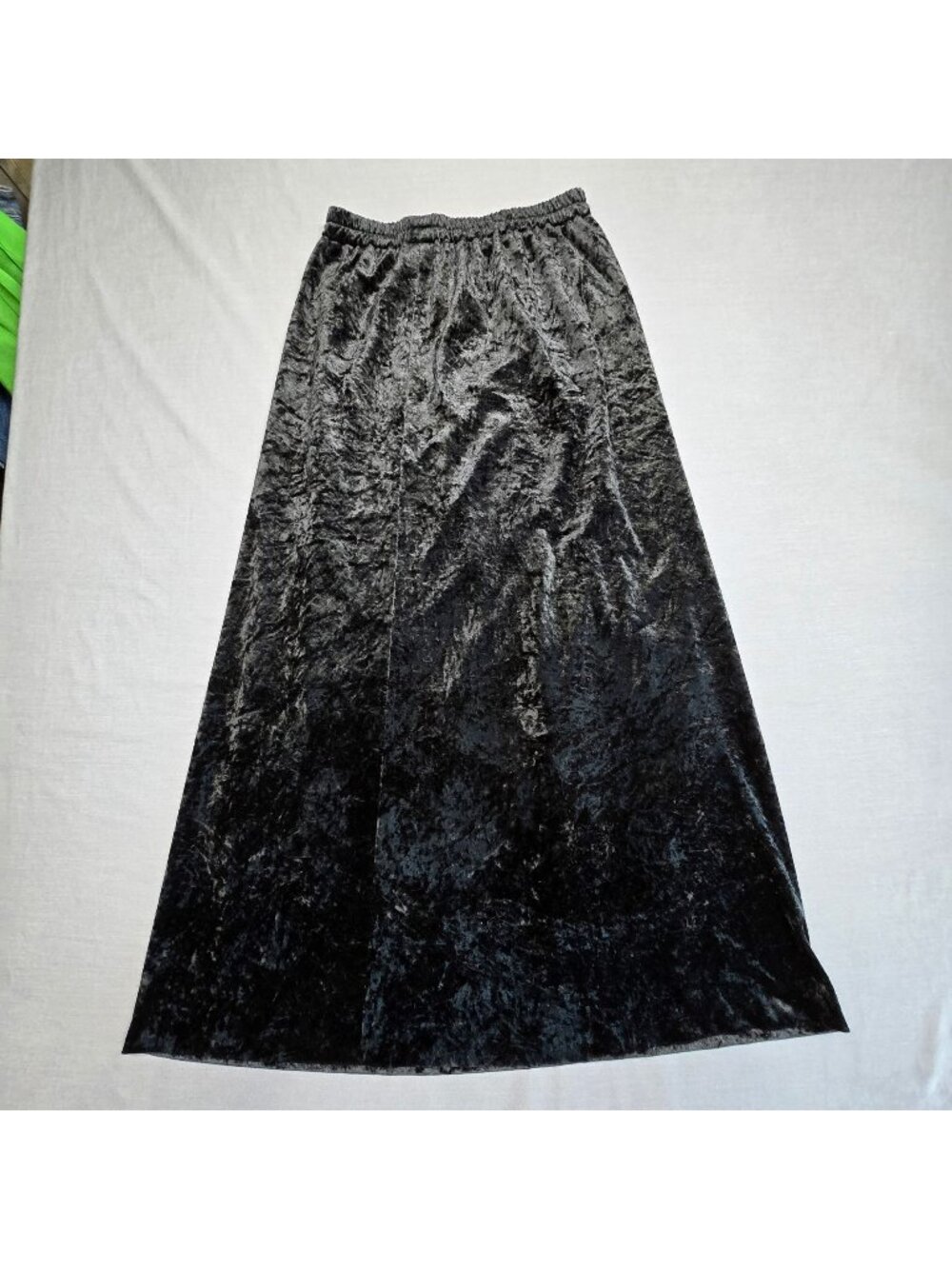Lolo Womens Sz XS Midi Skirt Black Crushed Velvet Elastic Whimsigoth Fairy Goth